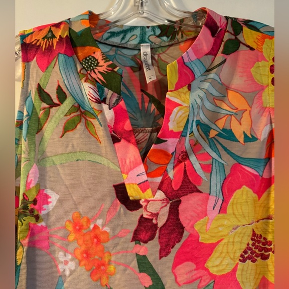 NWOT Dear Scarlett neon bright Floral Sleeveless Women's Top - Picture 2 of 3